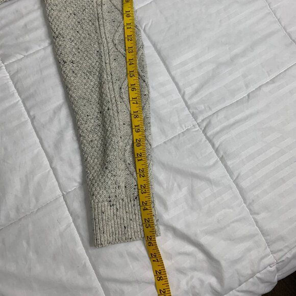 Wind River Heritage Men’s Heavy Cable-Knit Sweater – Medium - Picture 13 of 14